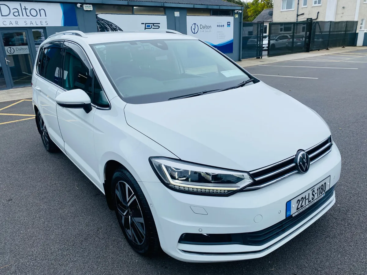 VOLKSWAGEN TOURAN HIGHLINE DSG 7 SEATER 2022 - Image 2