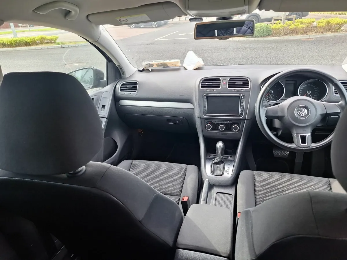Volkswagen Golf 2013 - Image 2