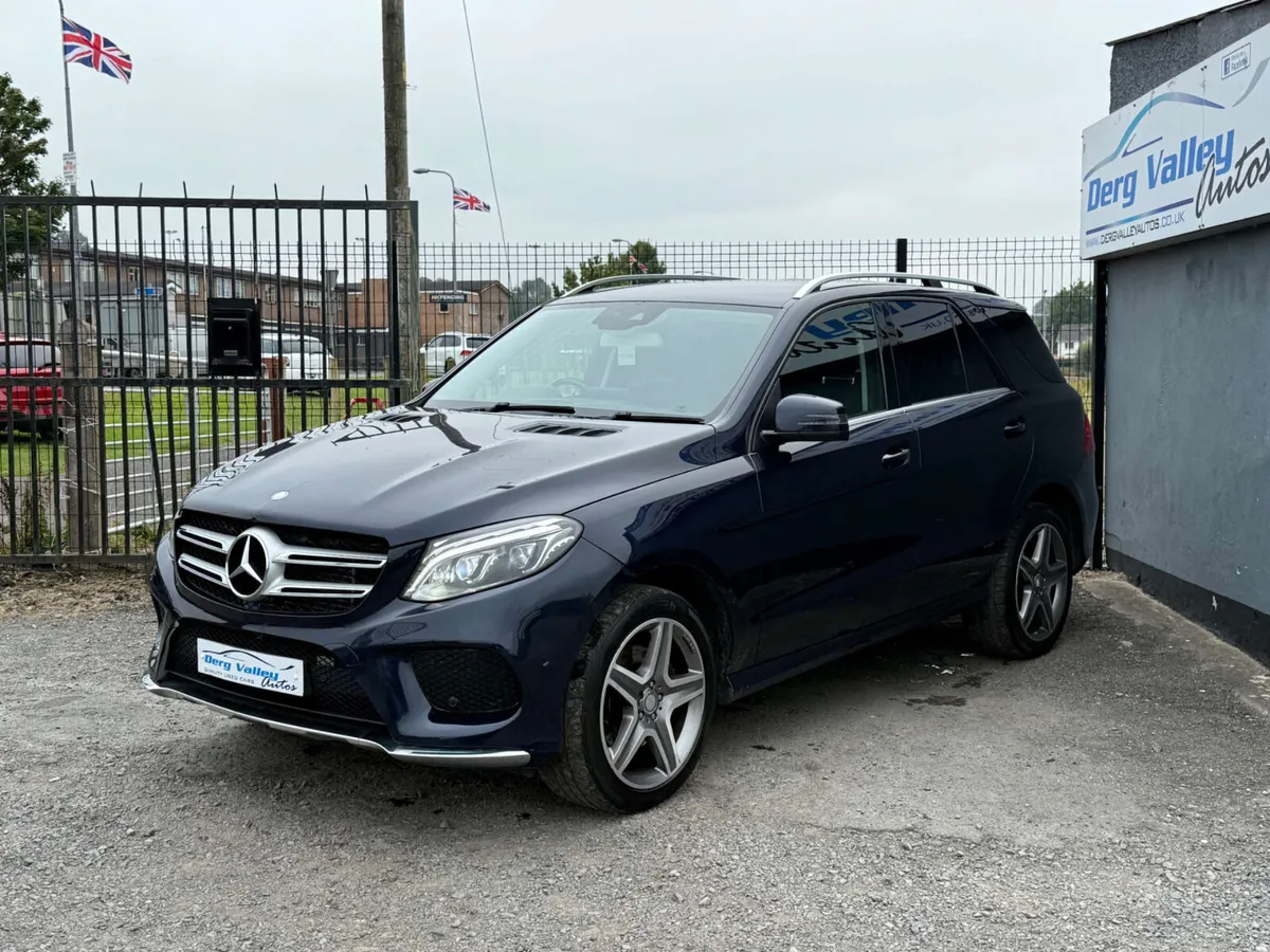 Mercedes-Benz GLE 2017 - Image 2