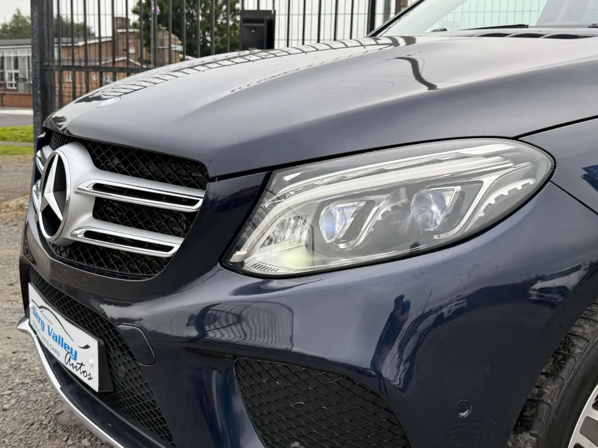 Mercedes-Benz GLE 2017 - Image 4
