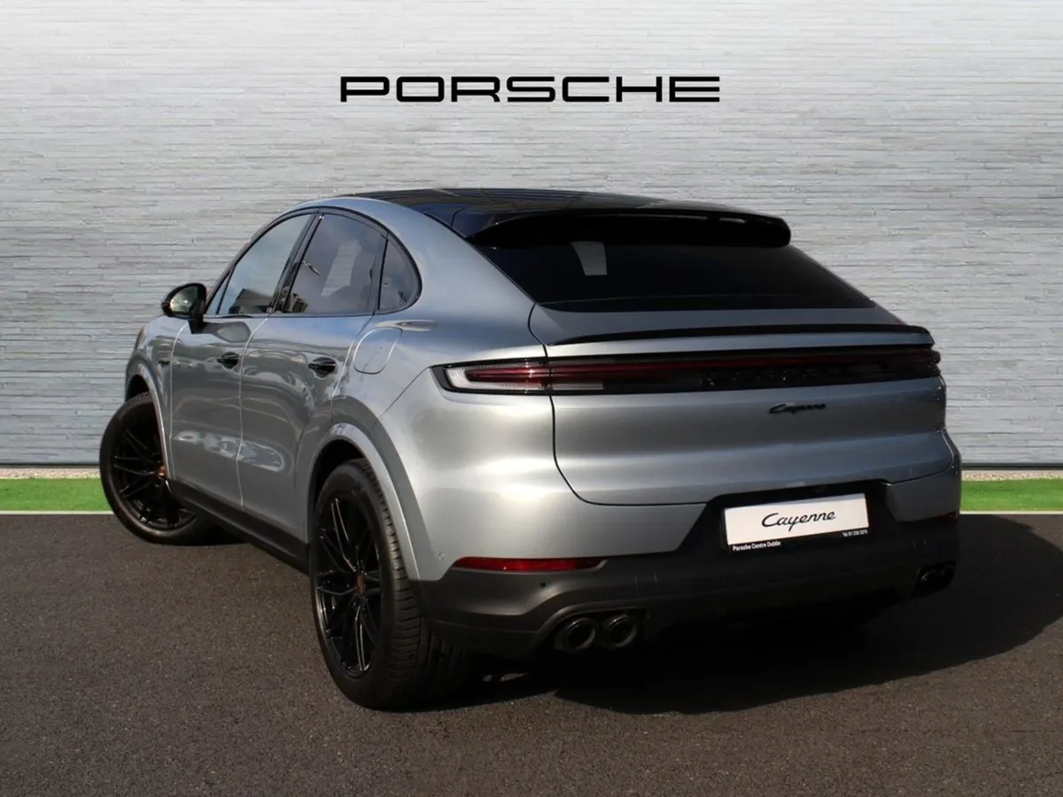 Porsche Cayenne E-hybrid Coupe - Image 3