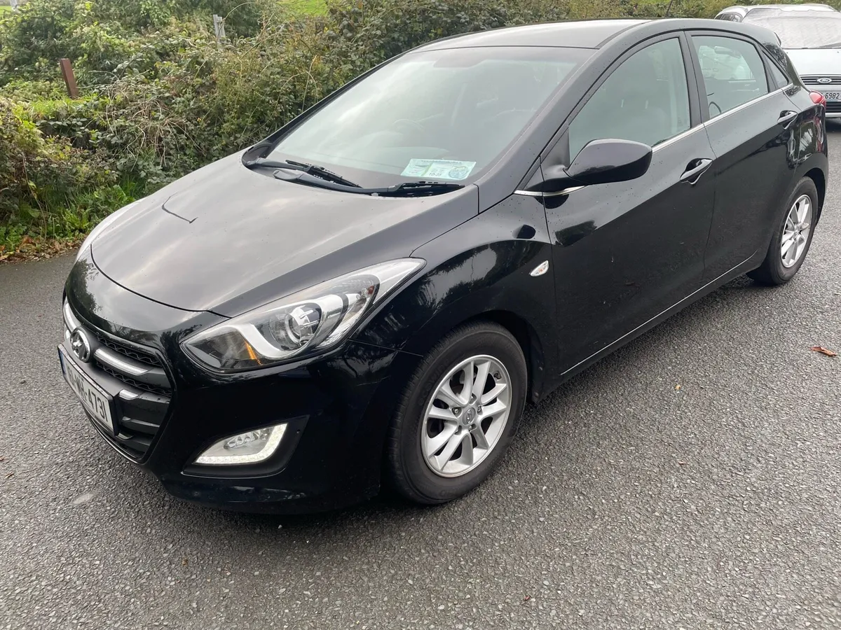 Hyundai 1.6 diesel SE /Deluxe 5dr 110 bhp - Image 1