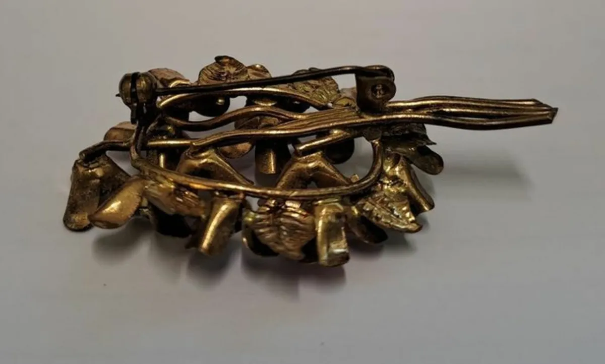 Vintage brooch flower bouquet - Image 2
