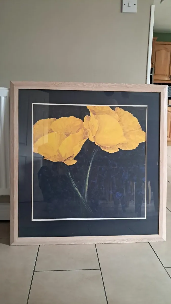 Pair of pictures of large yellow flowers - Image 1