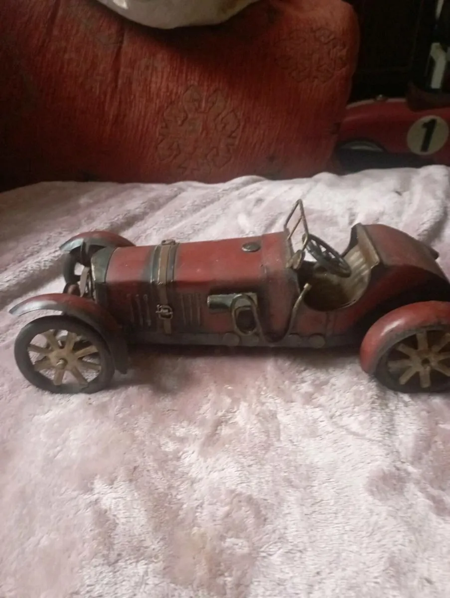 VINTAGE .DUESENBERG MODEL J TYPE STEEL TIN CAR - Image 3