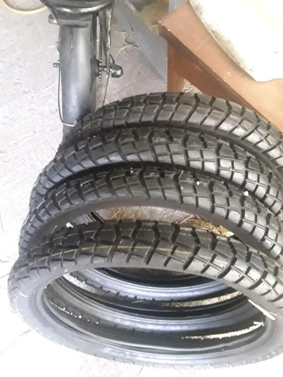 Motor bike tyers - Image 1