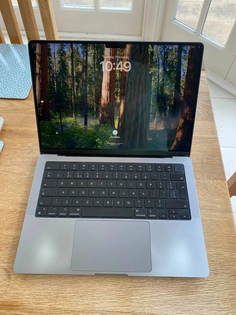 Macbook Pro 14inch 2021 16gb - Image 1