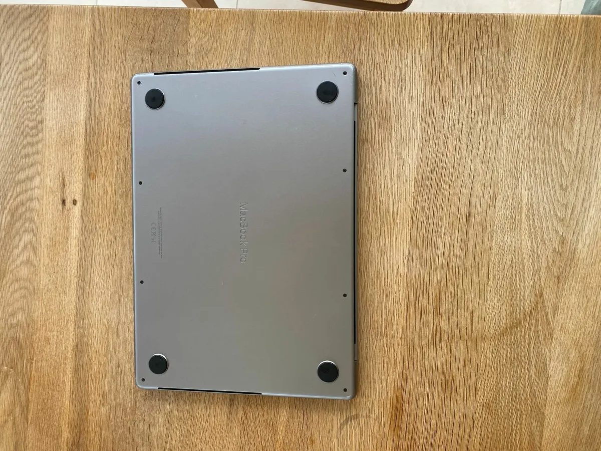 Macbook Pro 14inch 2021 16gb - Image 4