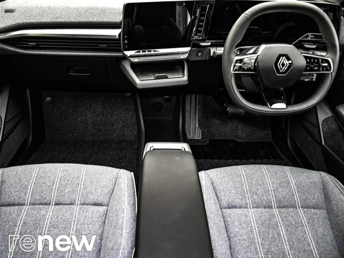Renault Megane E-Tech Techno Ev60 5DR Auto - Image 2