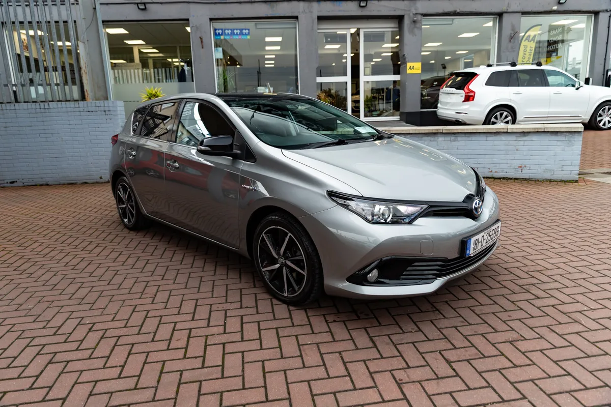 Toyota Auris 2018 - Image 1