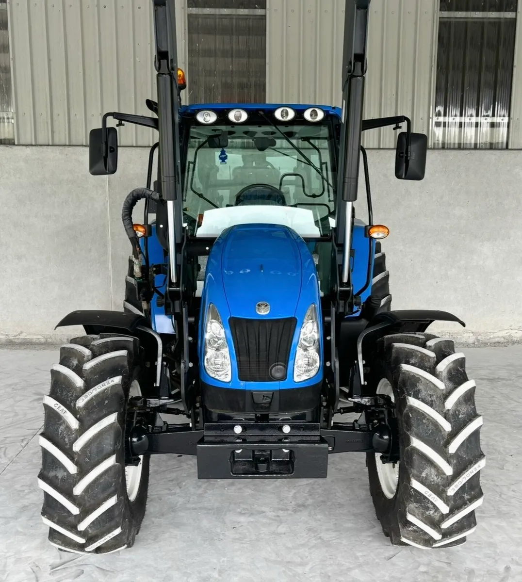 13 NEW HOLLAND T5070 c/w QUICKE LOADER - Image 3