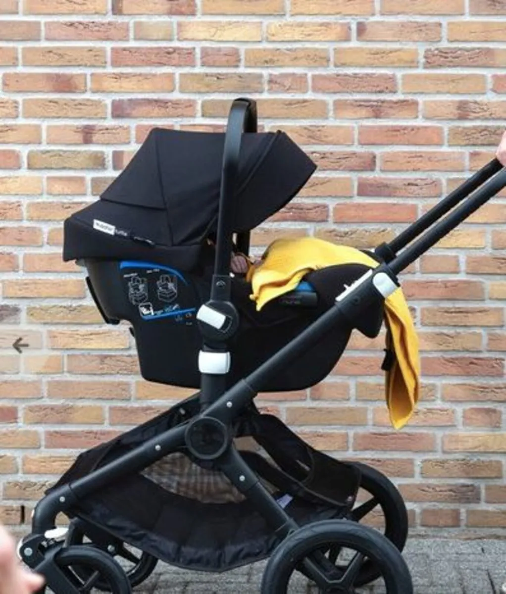 Bugaboo Turtle by Nuna Car Seat & Base w/adapters - Image 4