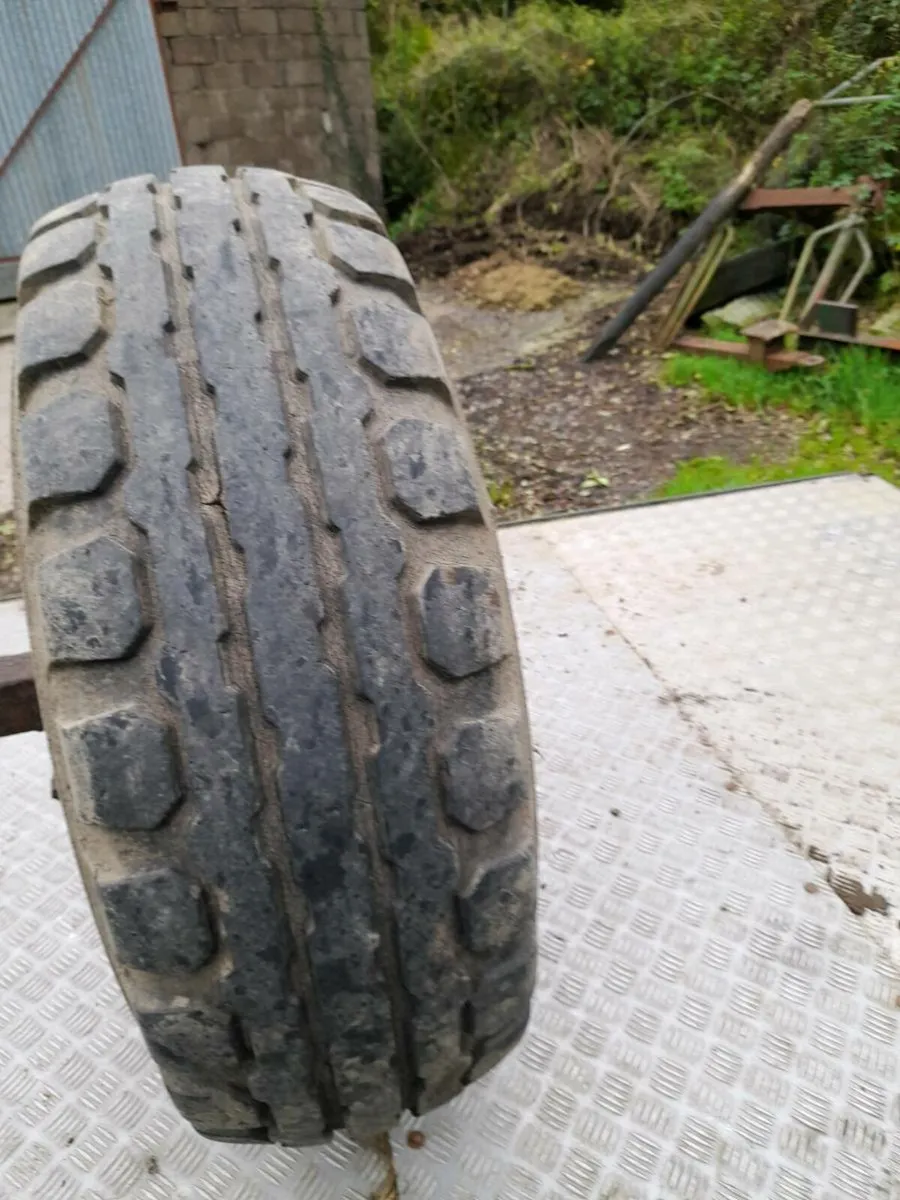 Six stud Trailer axle for sale perfect condition - Image 4