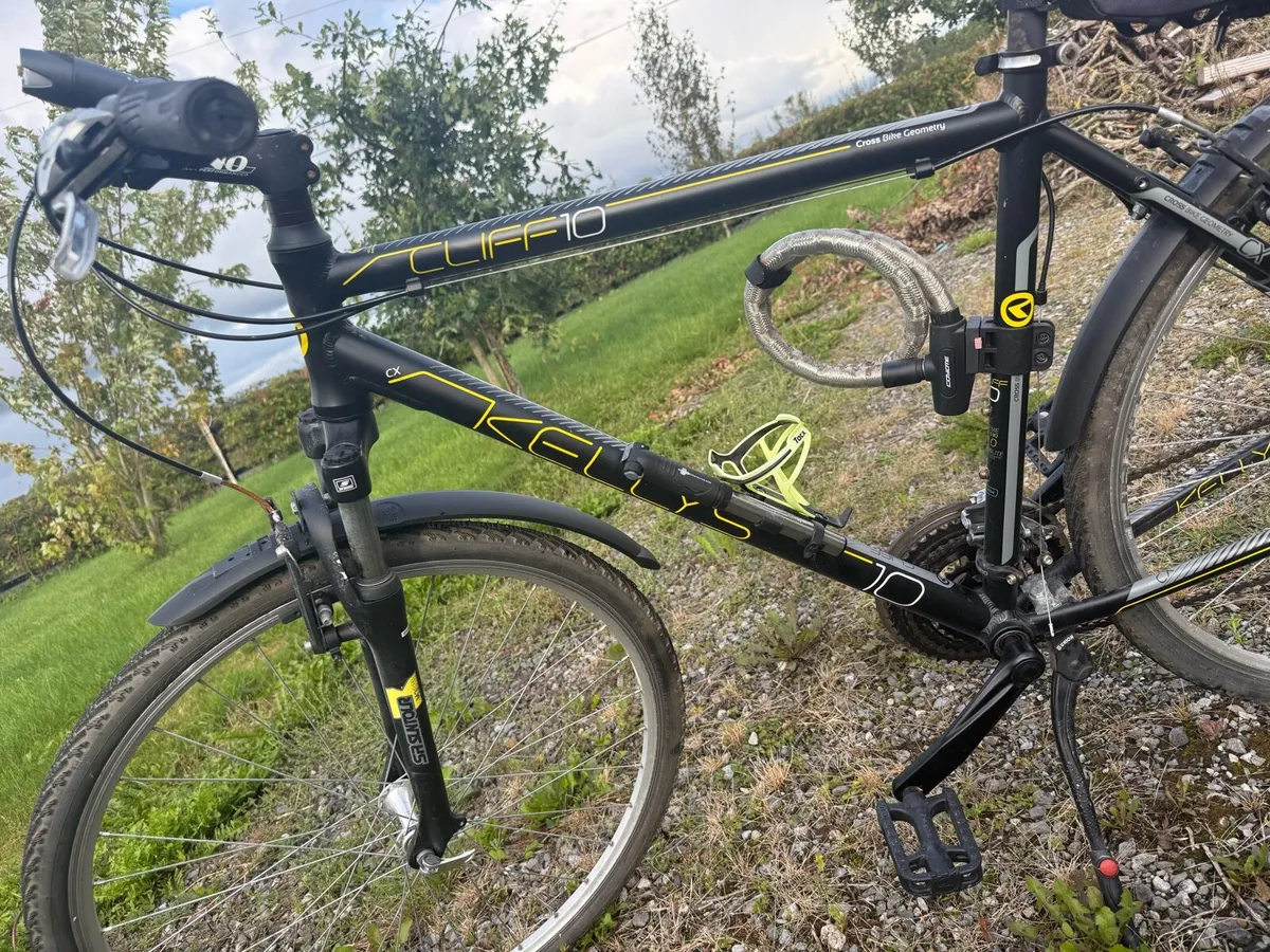 Kelly’s Cliff 10 and Clea 10 Bikes Male/Female - Image 2