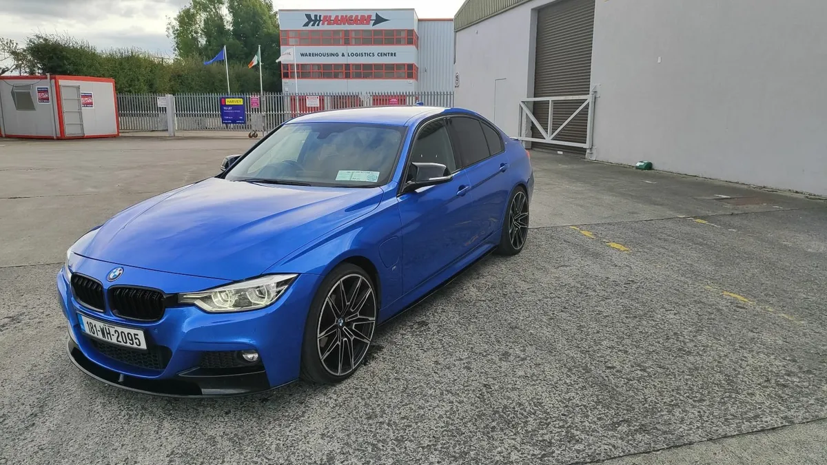 BMW 330e iPerformance M Sport PHEV - Image 2