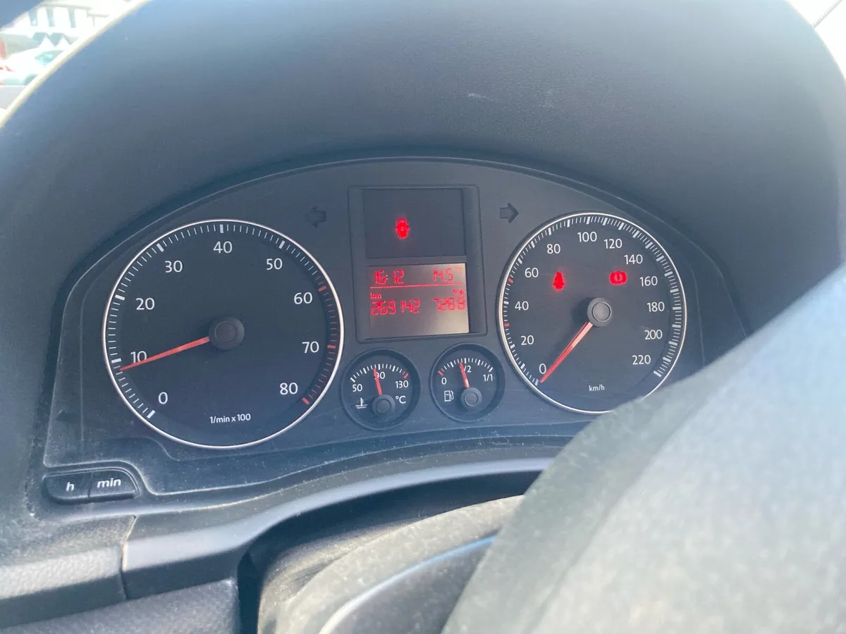 Volkswagen Golf 2007 - Image 2