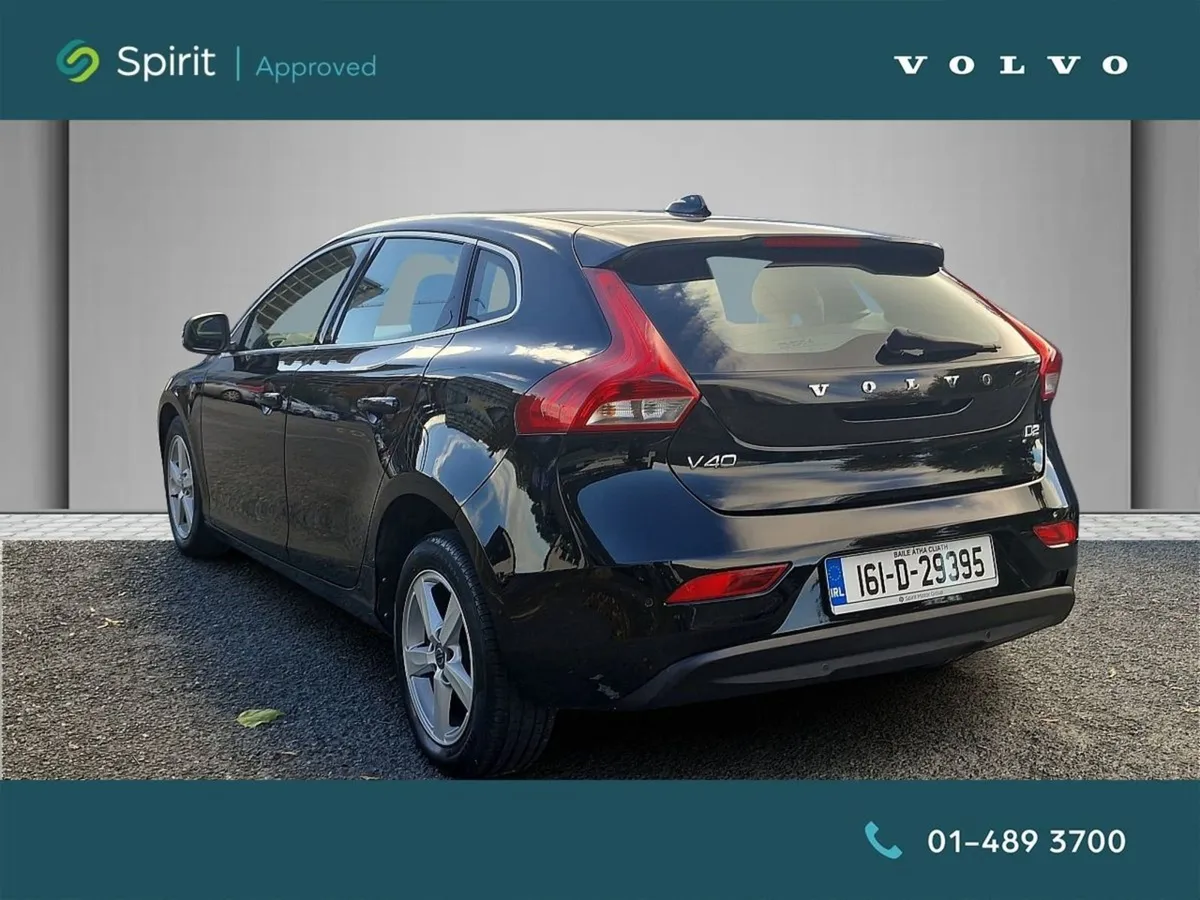 Volvo V40 D2 (120hp) Diesel  Manual  Full Leather - Image 3