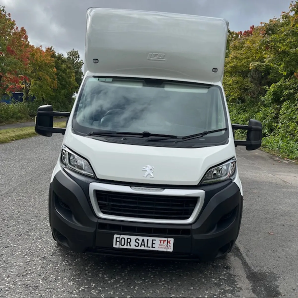 3500 kg box van - Image 2