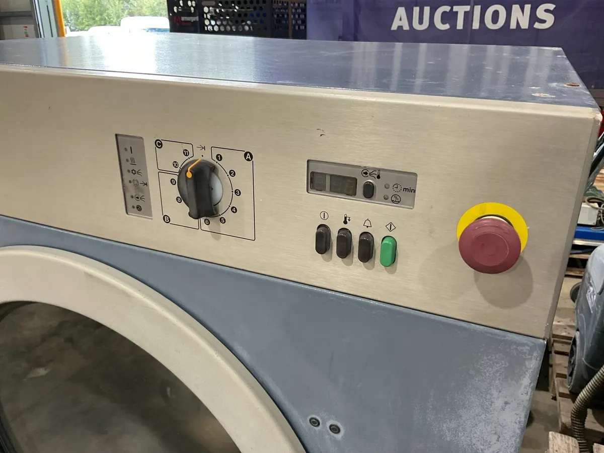 Online Auction Of A Commercial Tumble Dryer & More - Image 4