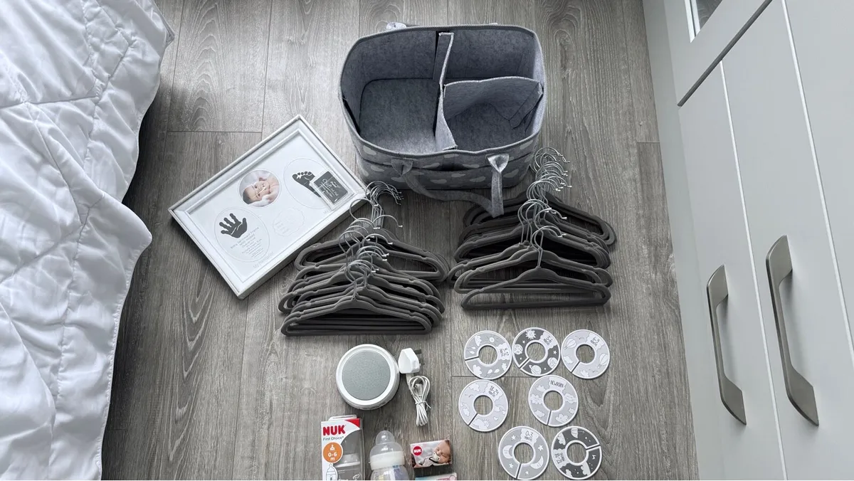 Baby Set - Multiple Items - Image 1