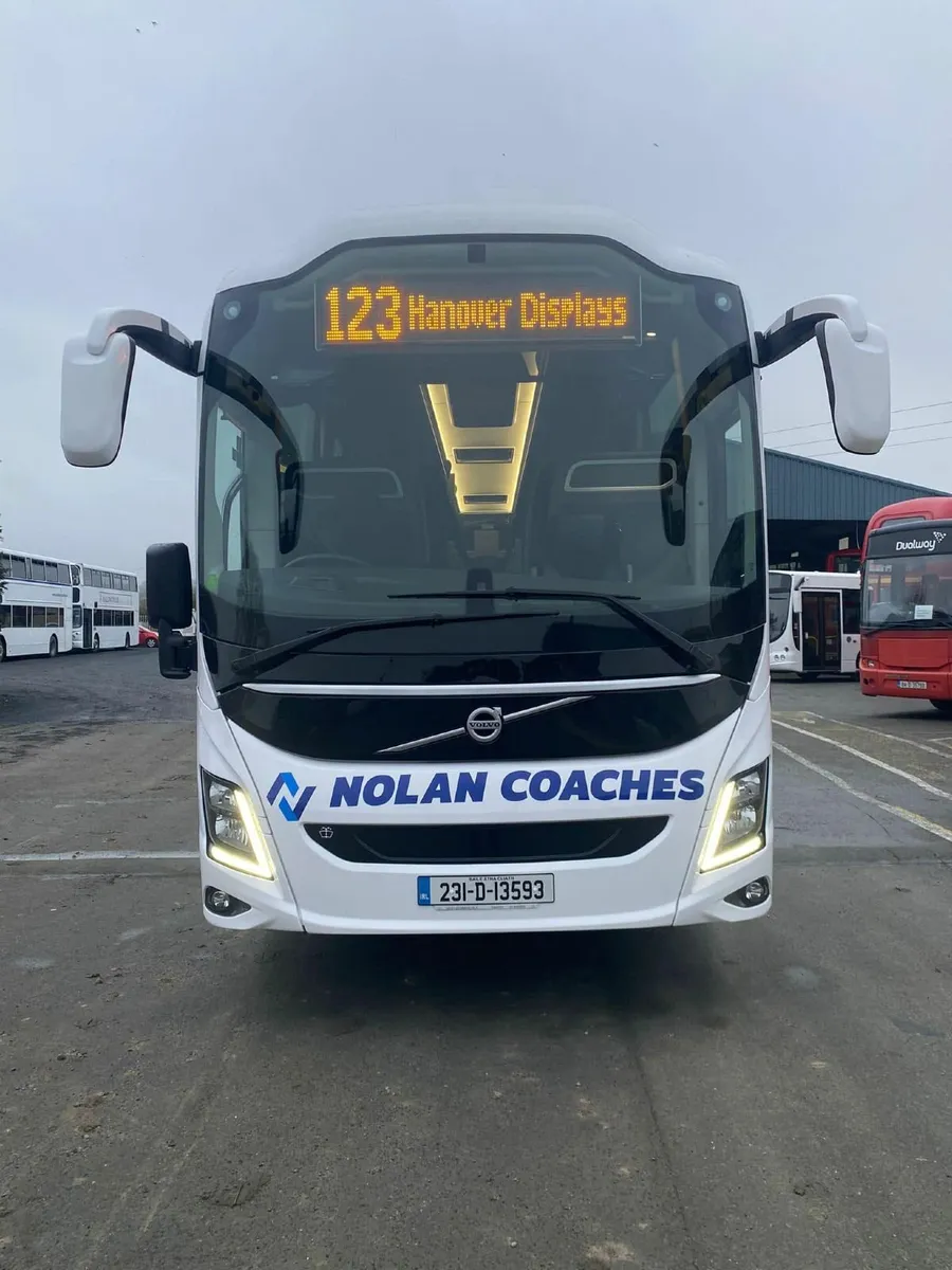 2023 Volvo 9700 Coach - Image 3