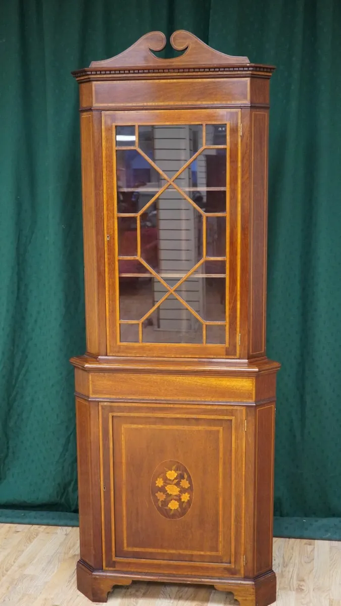 Edwardian Mahogany Corner Display Cabinet - Image 2