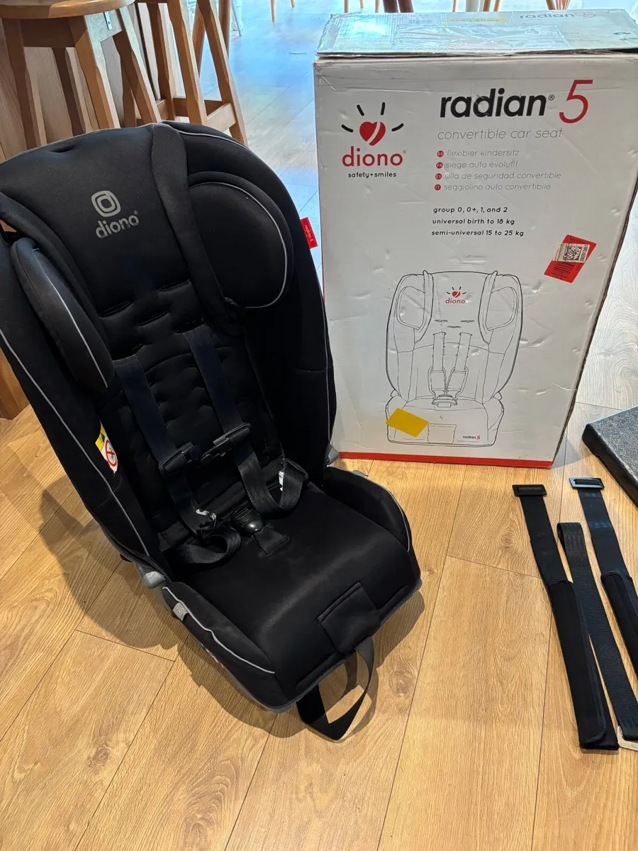 Child Car Seat - Image 2