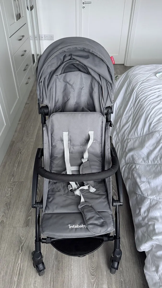 Infababy Ezeego Travel Stroller - Image 3