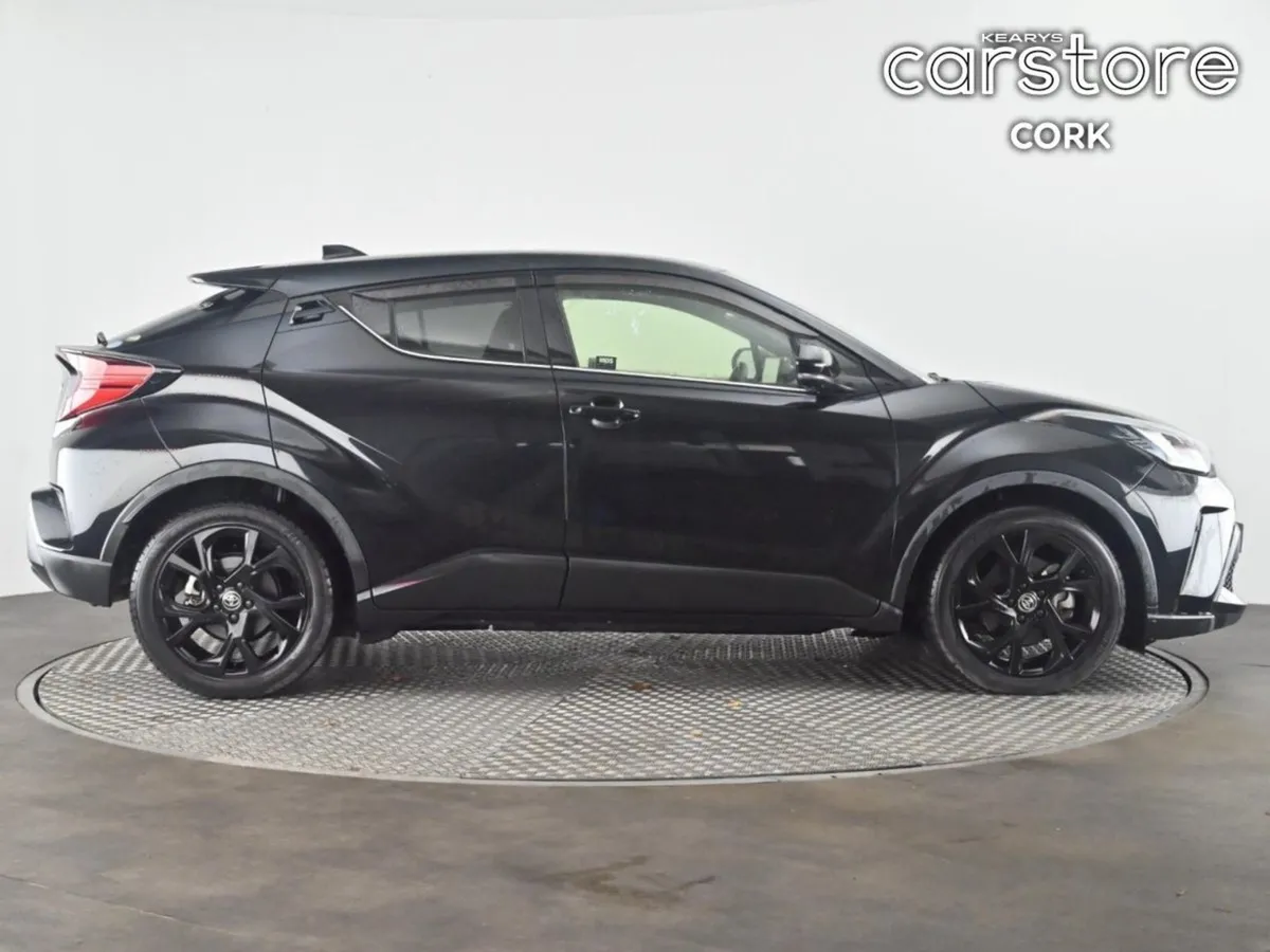 Toyota C-HR 1.8 Hybrid Auto - Image 3