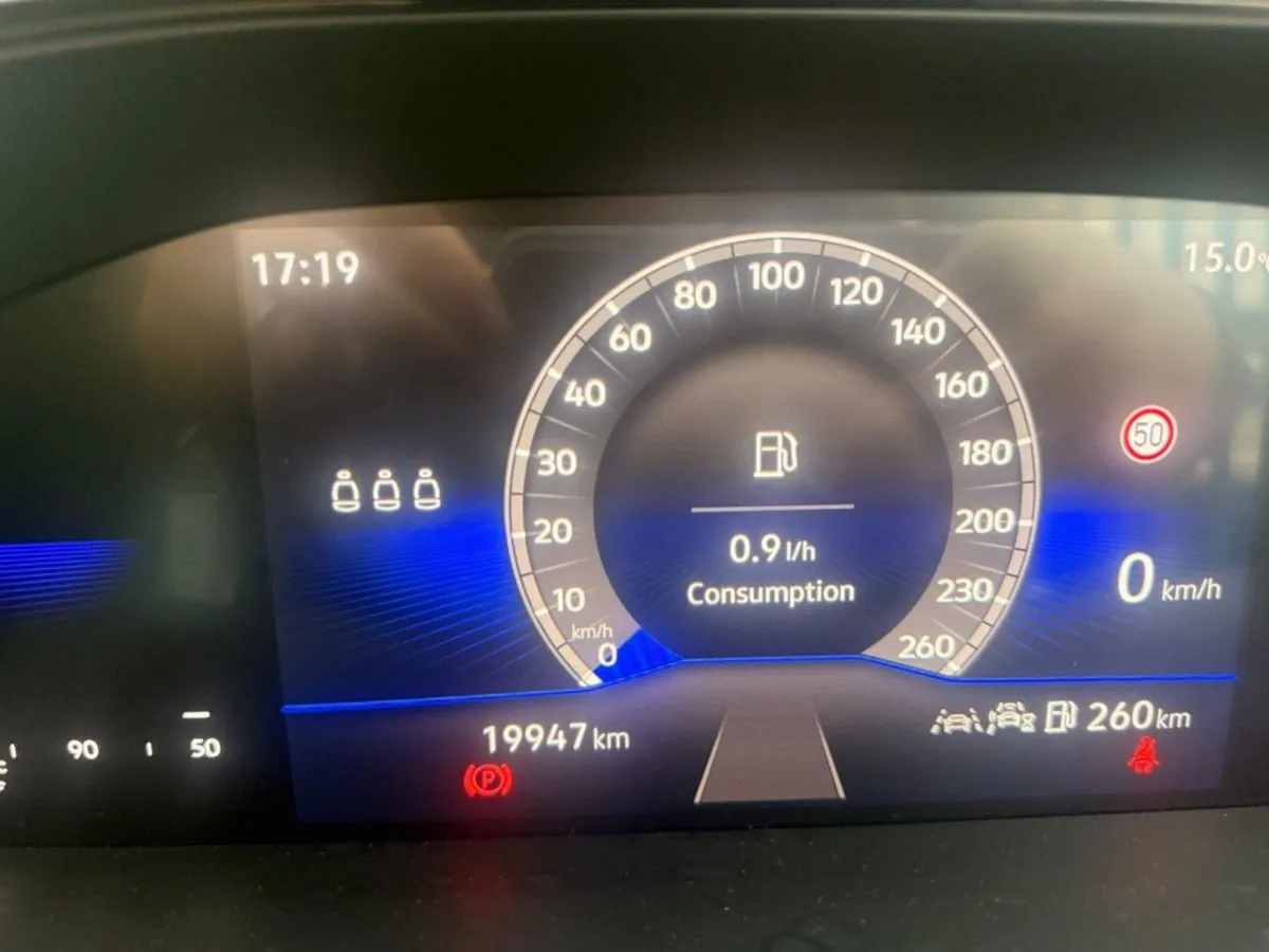 Volkswagen T-Roc T-roc Edition 75 2.0tdi M6F 116HP - Image 3