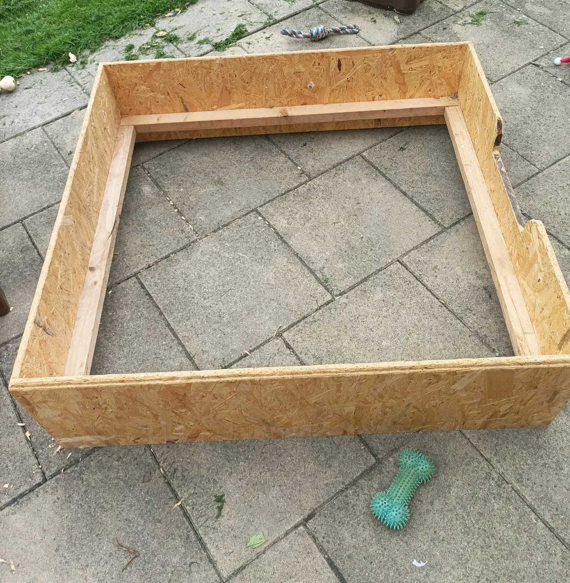Whelping Box and dog pens - Image 3