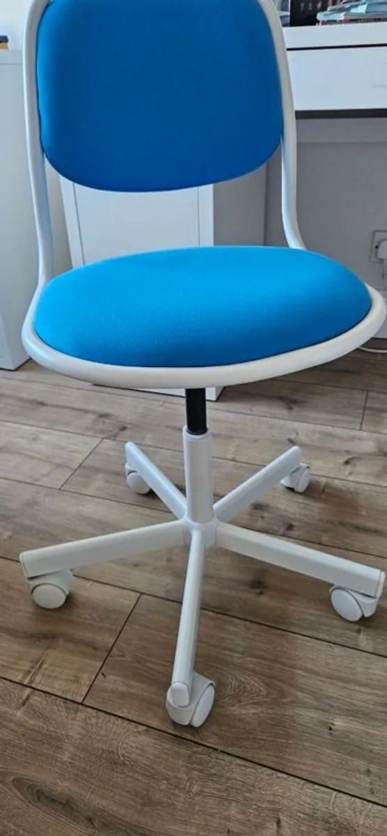 Kids Ikea Micke Desk and blue Chair - Image 3