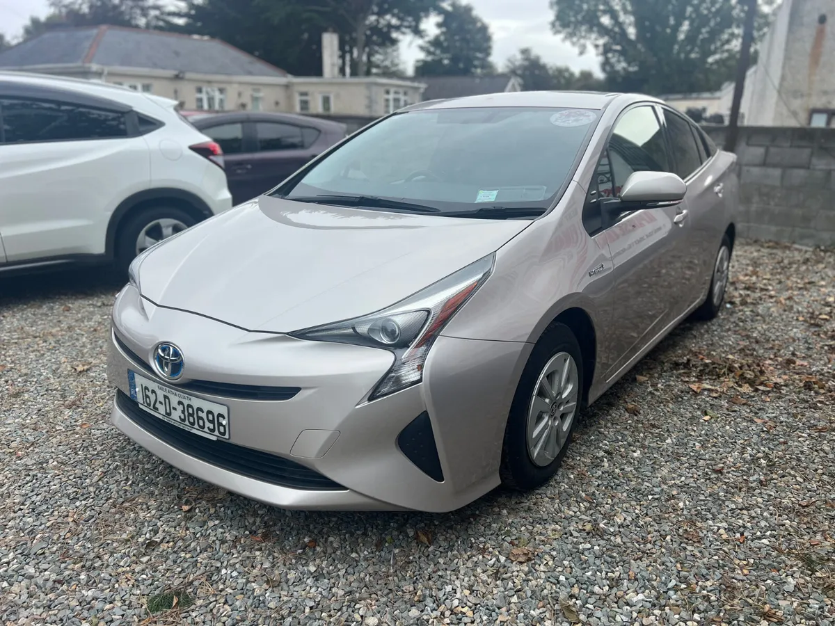 Toyota Prius ** new Arrival **2016 - Image 2