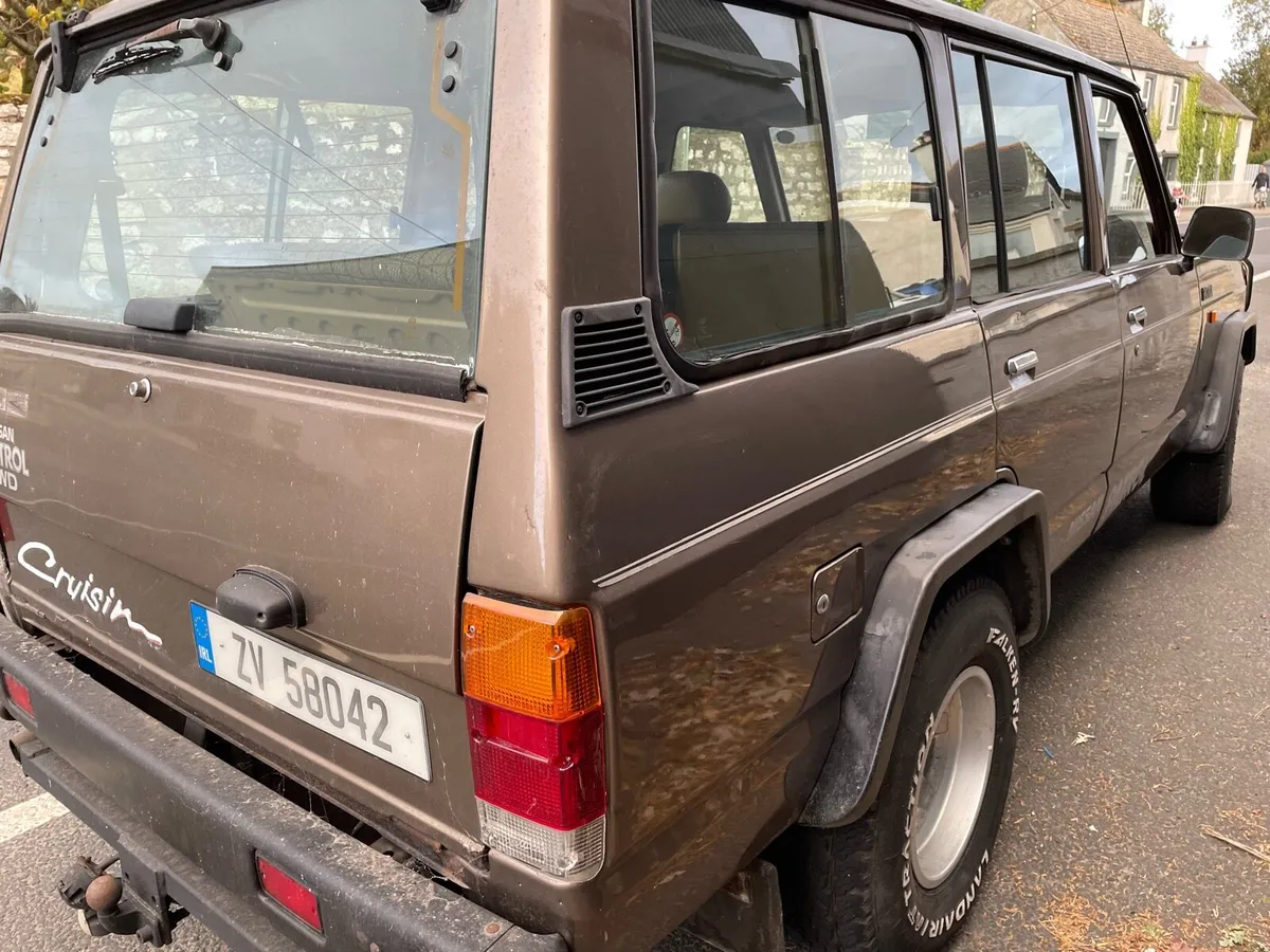 Nissan Patrol 7 Seater - Image 4