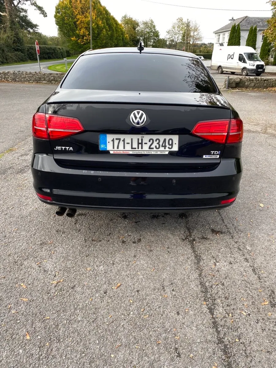 Volkswagen Jetta - Image 4