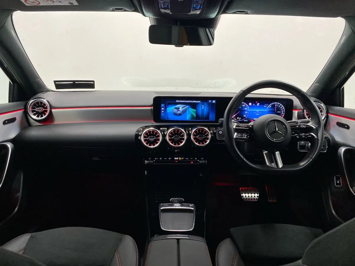 Mercedes-Benz A-Class A 250 AMG Line Executive - Image 4