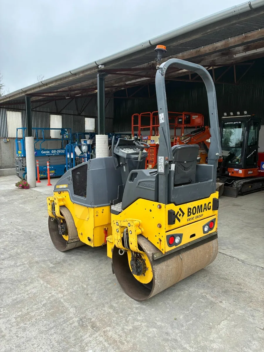 Bomag 120 roller - Image 3