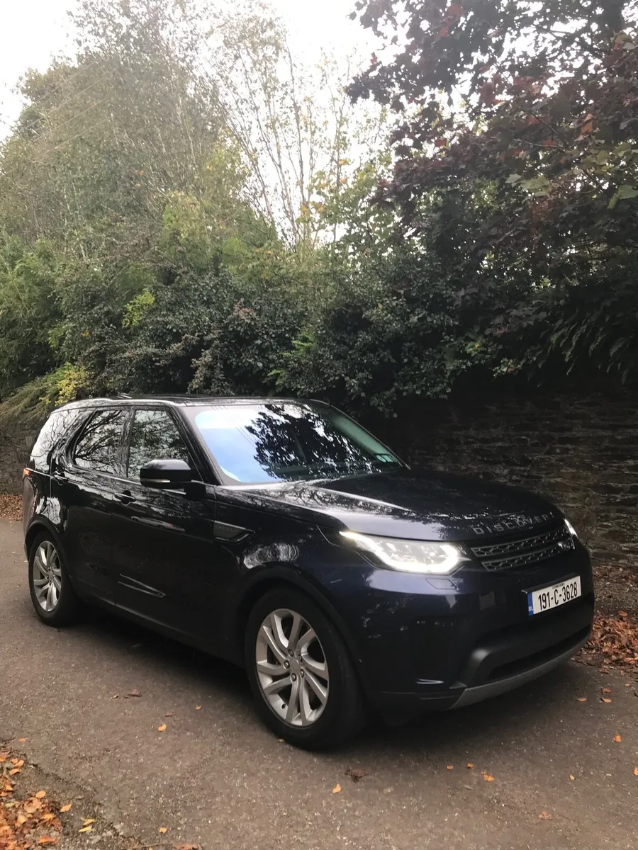 Land Rover Discovery - Image 1