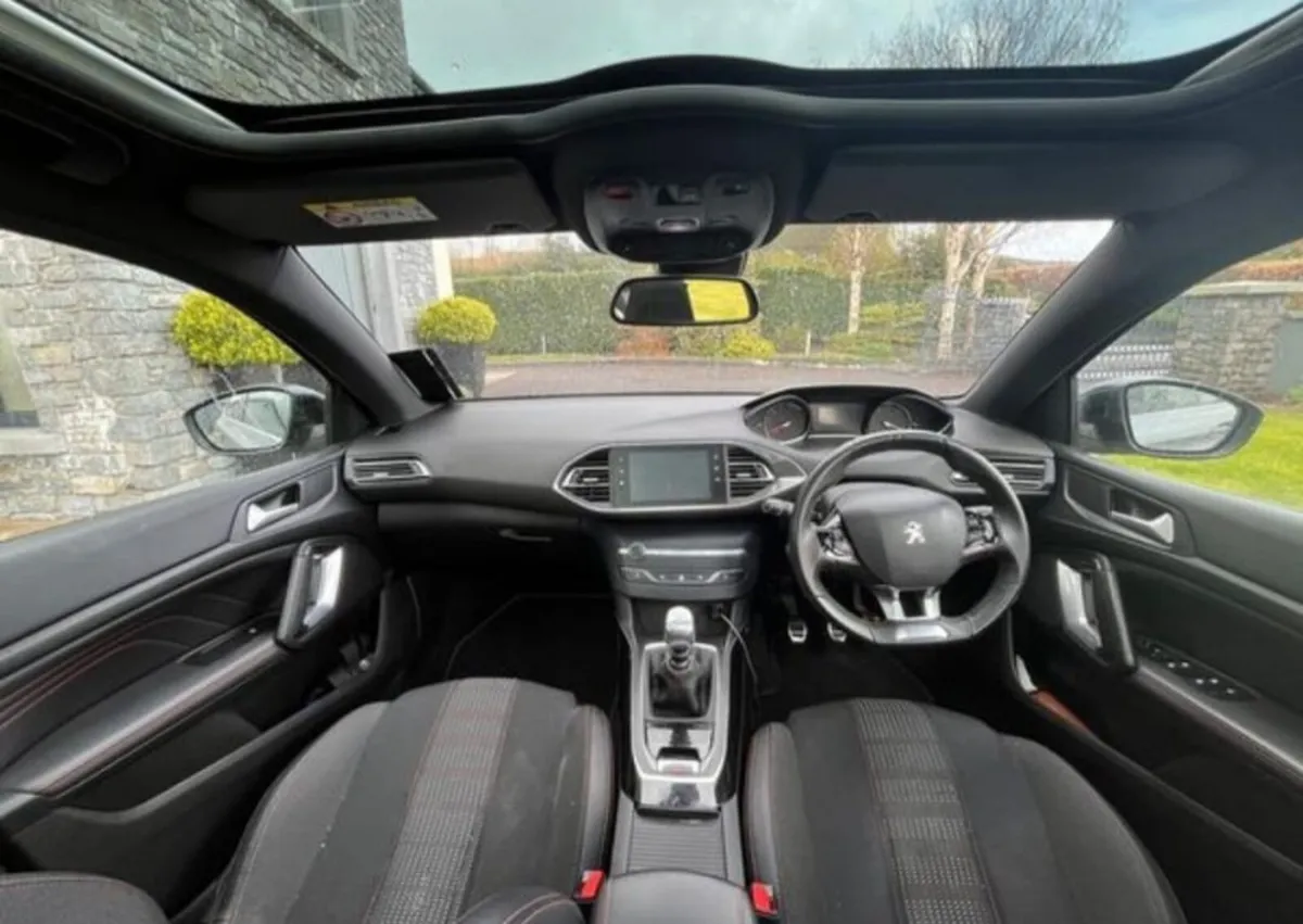 PEUGEOT 308 GT-LINE - Image 4