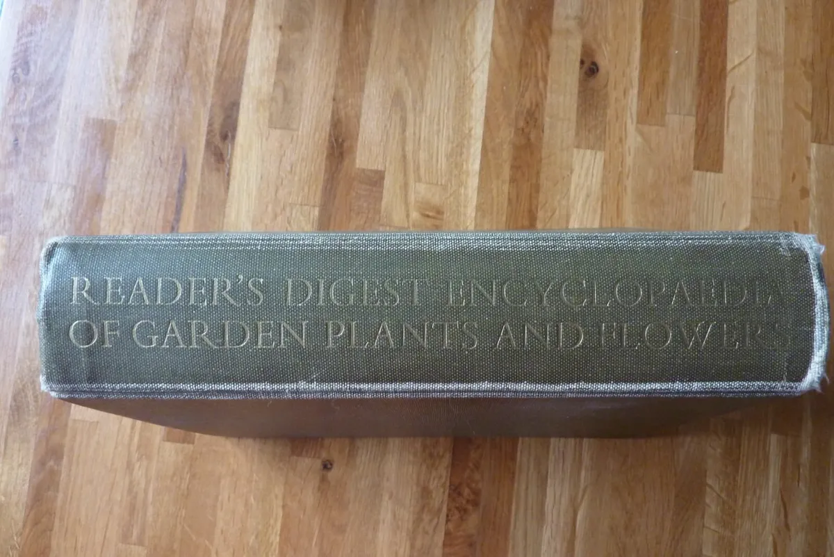 Encyclopaedia of Garden plants and flowers - Image 1