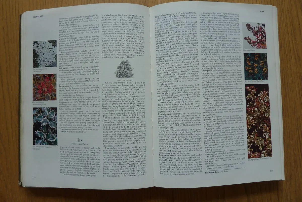 Encyclopaedia of Garden plants and flowers - Image 4