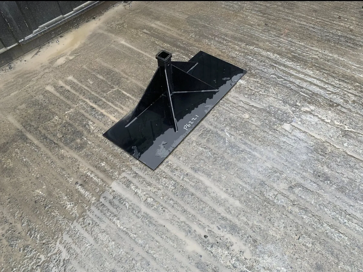 Brand New Skid Steer Hitch Receiver - Image 1