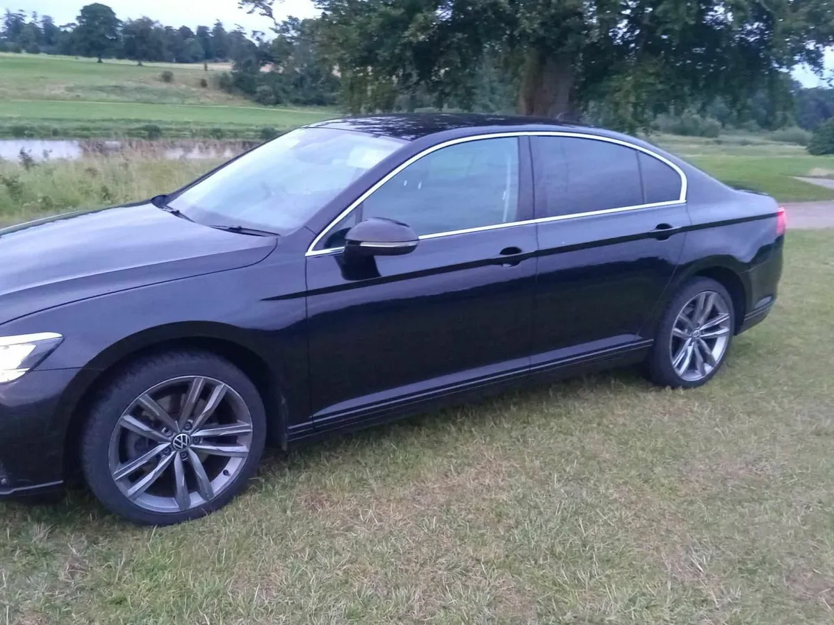 Volkswagen Passat 2020 - Image 3