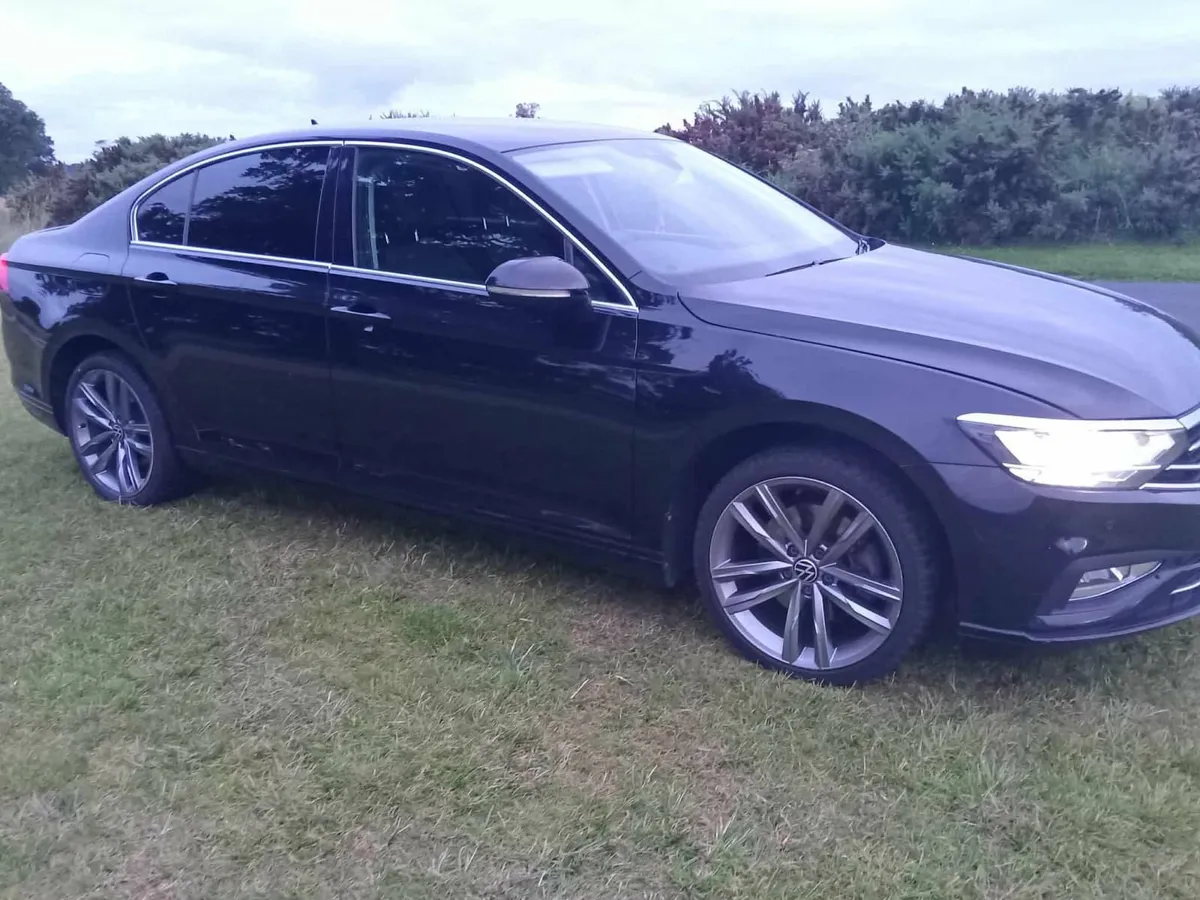 Volkswagen Passat 2020 - Image 4