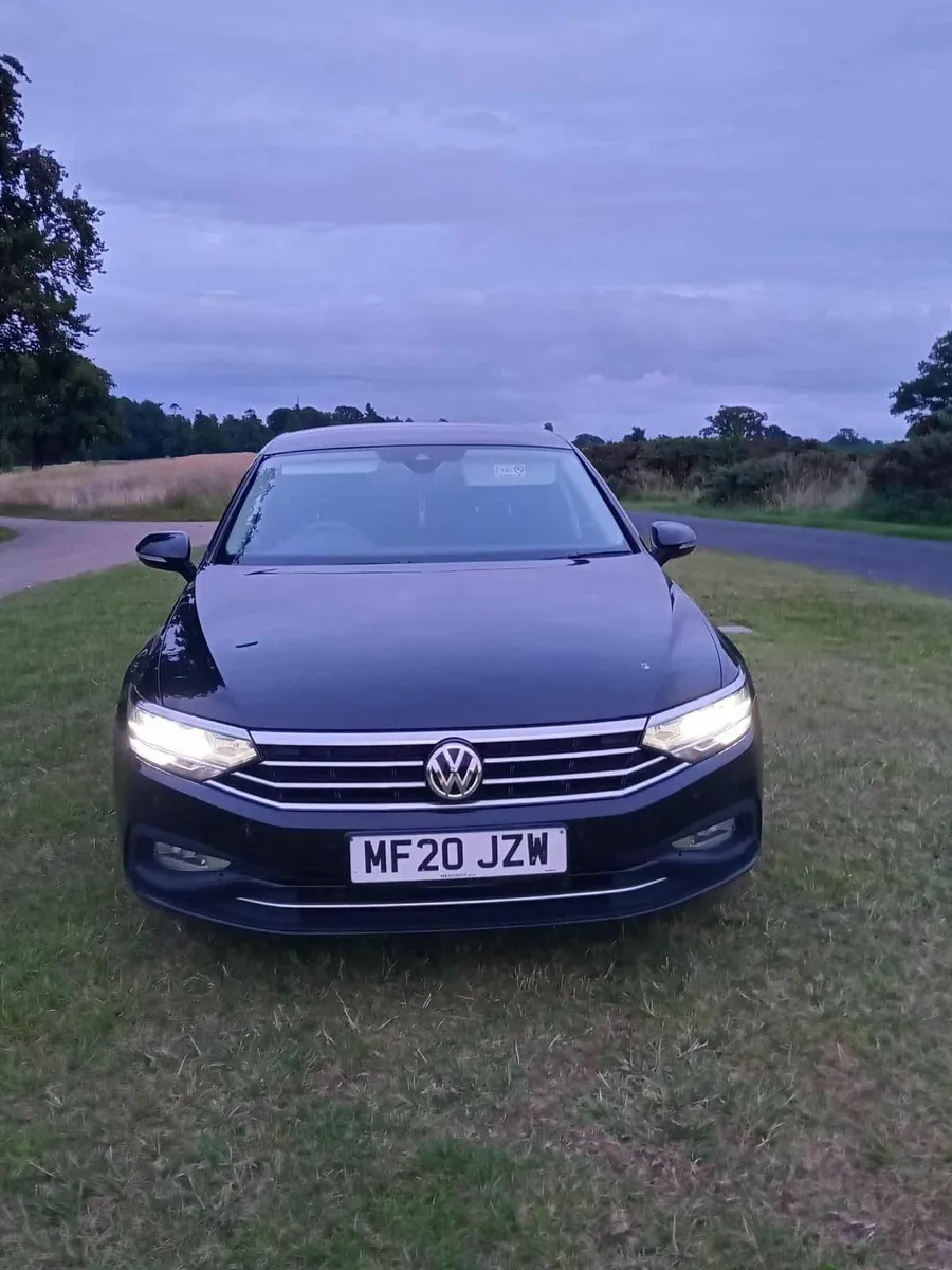 Volkswagen Passat 2020 - Image 1