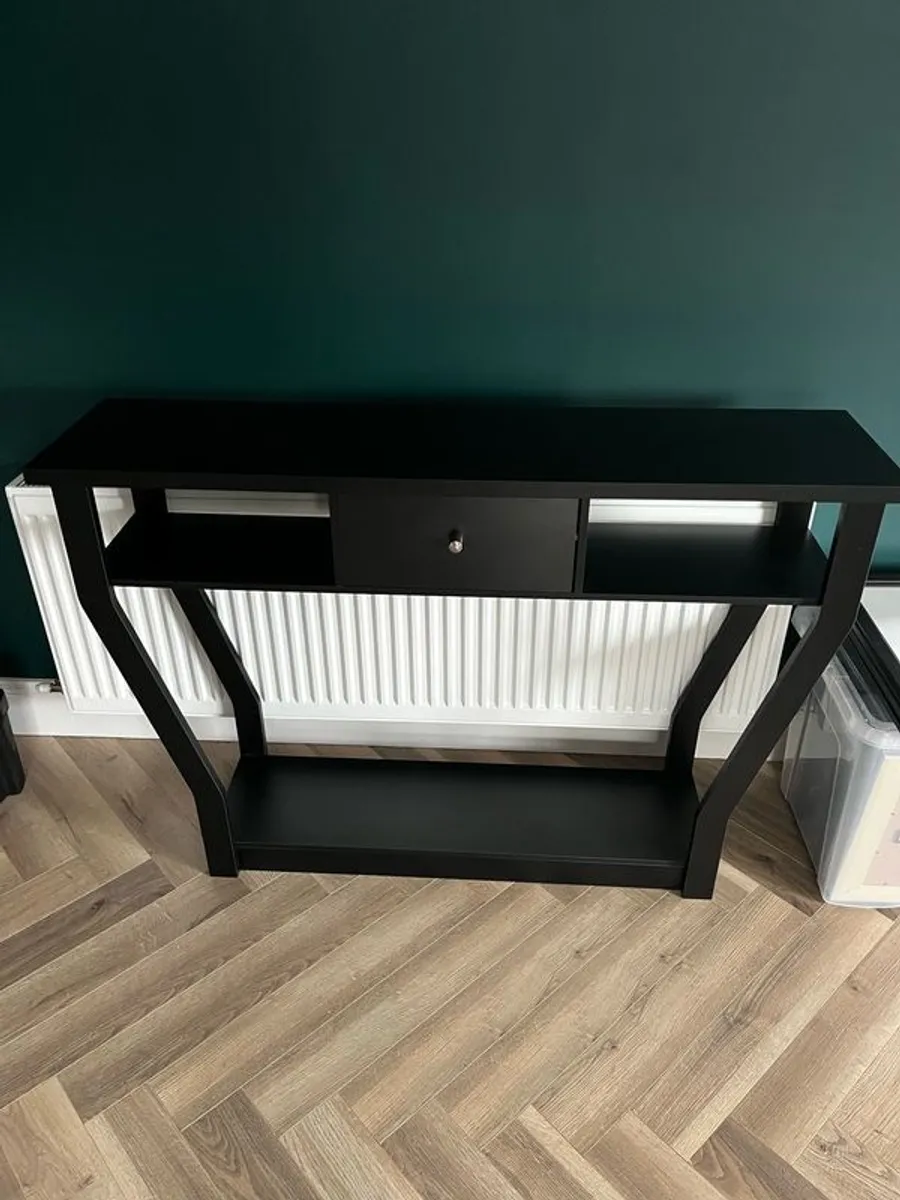 Black console table - Image 1