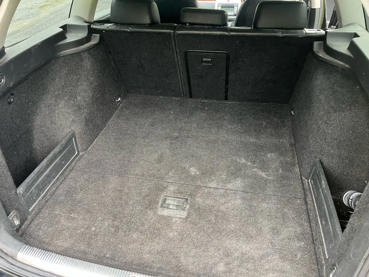 Volkswagen Passet - Image 4