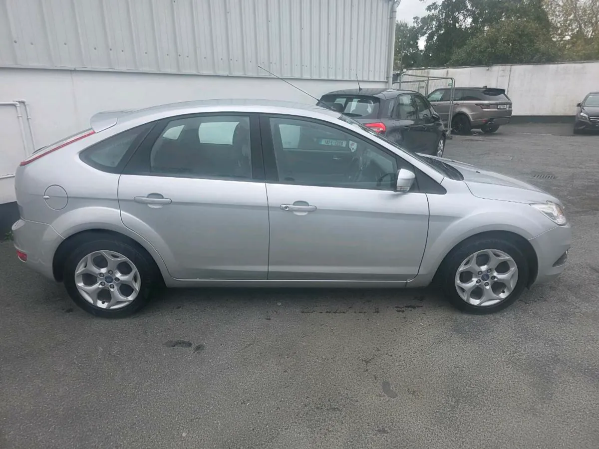 Ford Focus Sport 1.6 dsl - Image 1