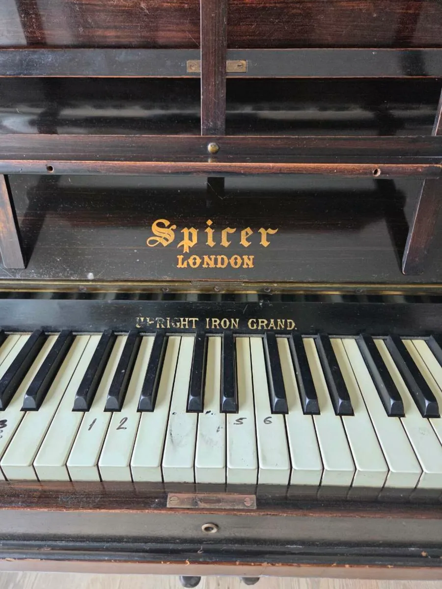 Piano - Image 2