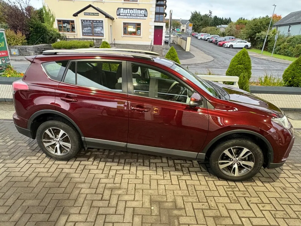 Toyota RAV4 2.0 D 143 Luna 87Km - Image 3